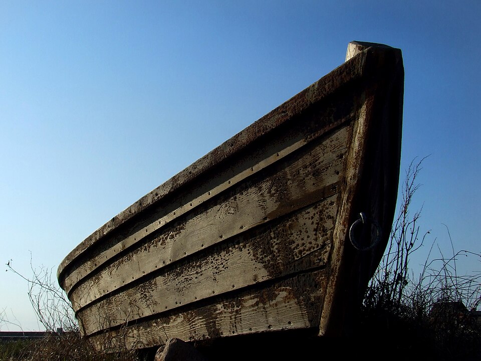 An old clinker-built boat hauled out on Gotland, 2014: each plank laps over the one below it.