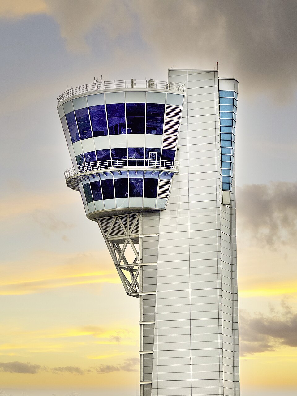 The FAA's air traffic control tower at Philadelphia International Airport, 2025.